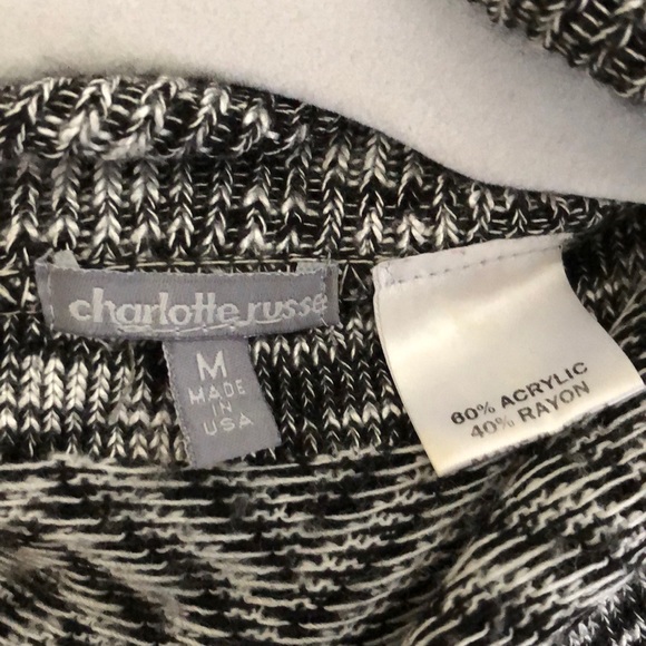 2FOR15✅ Charlotte Russe cardigan - Picture 2 of 2